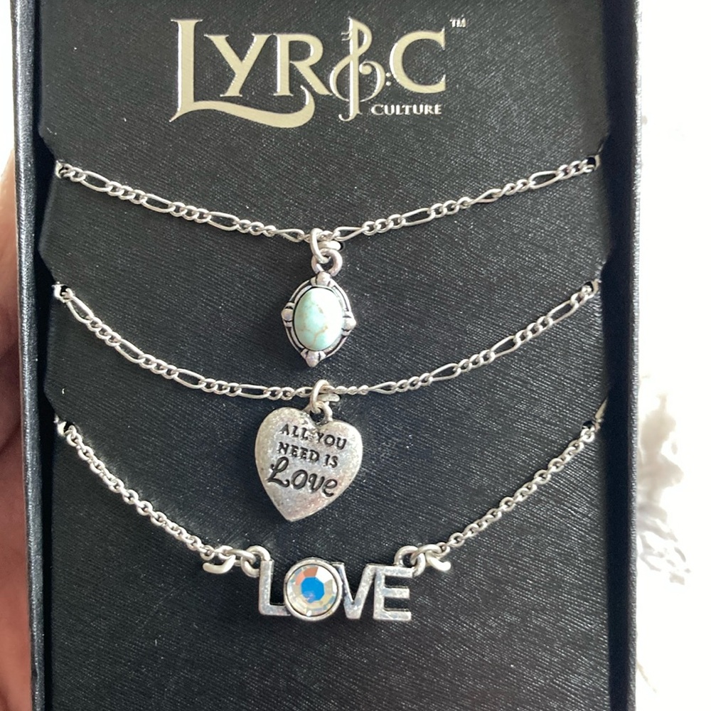 “All you Need is Love” necklace set